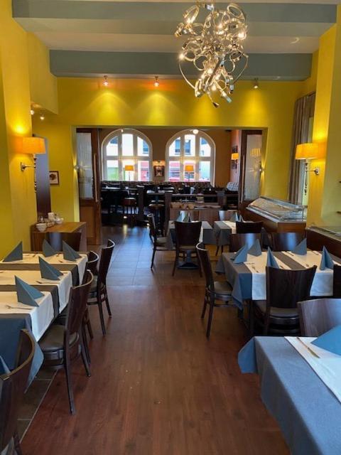 Hotel Restaurant Nassauer Loewen Bagian luar foto